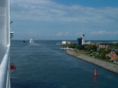 Hafenausfahrt in Rostock-Warnemünde