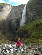 Ein erhebendes Gefhl vor einem 275 m hinab strzendem Wasserfall zu stehen.