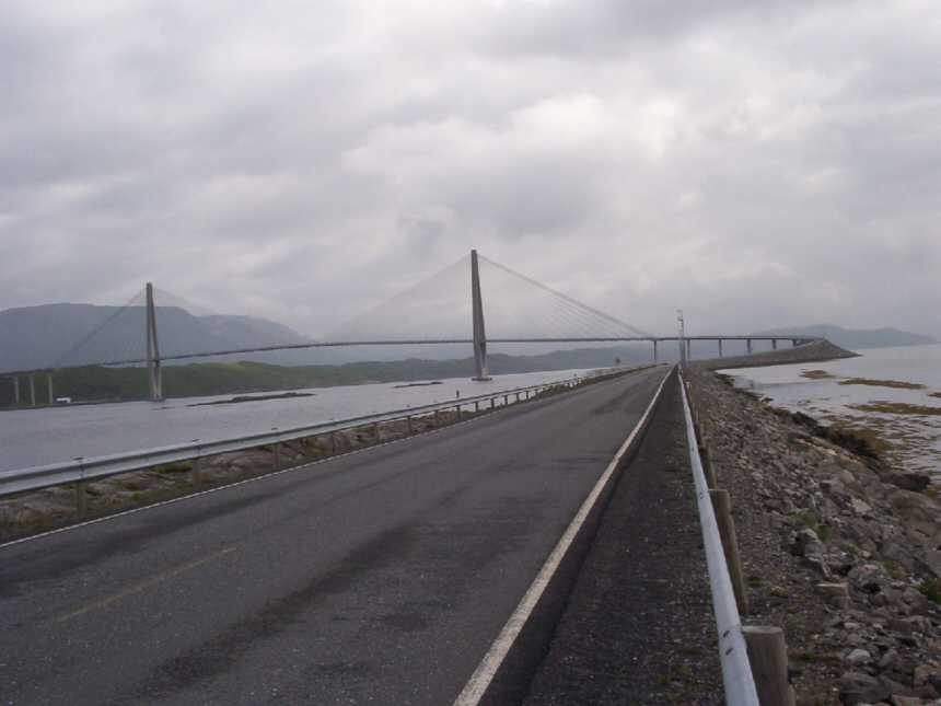 Helgelandsbrua - die Brücke zum Nordland