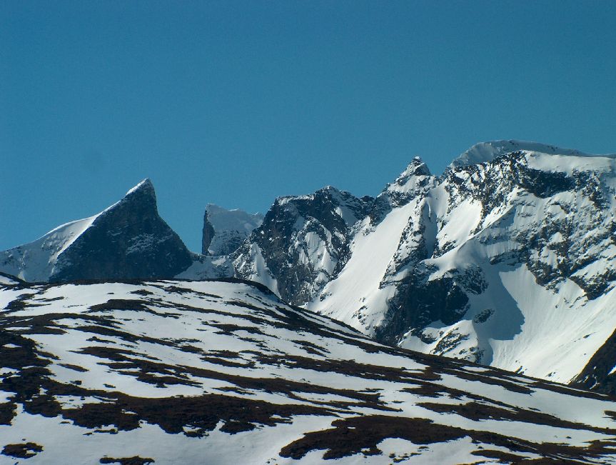 das bizarre Bergmassiv gehört zu Norwegens schönsten Gipfeln