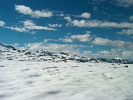 Auf der Hochfläche Valdresflye erreicht die Rv51 eine Passhöhe von 1389 m und verwöhnt uns mit diesem genialen Ausblick