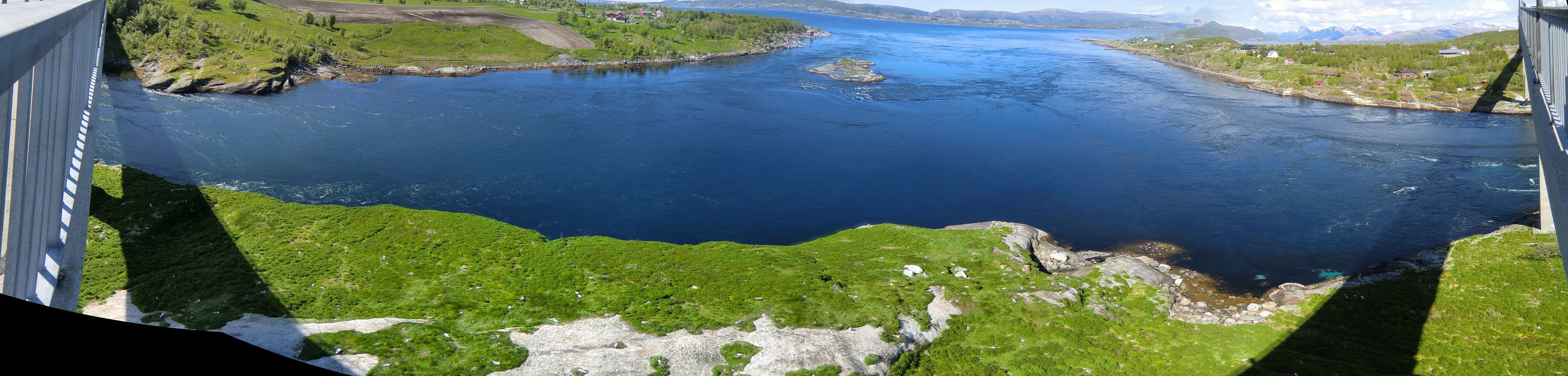 Saltstraumen 180° Panorama Bild mit Blick nach Norden - Richtung Bodø