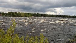 Der Torneälv wird auch als schwedische Nil bezeichnet. Hier der Kukkolaforsen